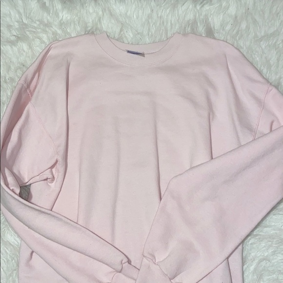 Urban Outfitters Tops - Pink sweater 💗